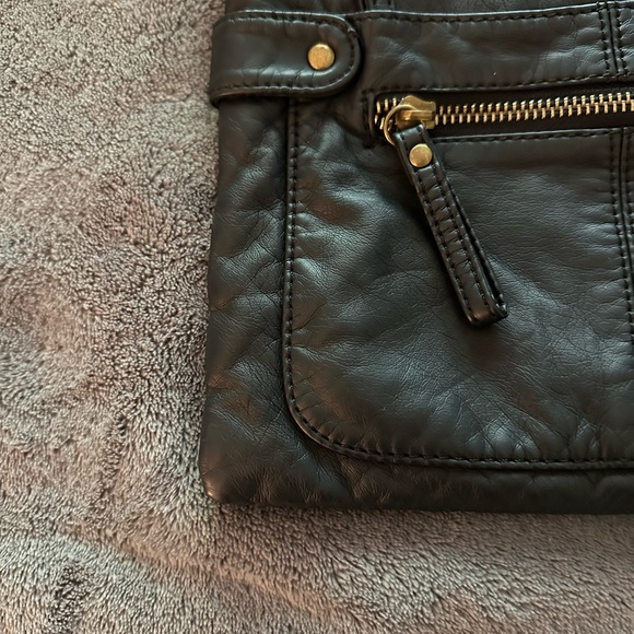 "Scarleton" Women's Shoulder Bag Black with Multiple Pockets - Picture 4 of 8